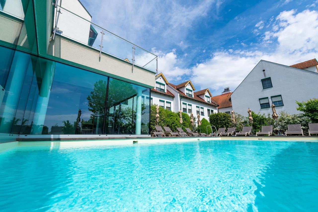 Hotel Nationalpark Illmitz Buitenkant foto